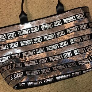 Victoria’s Secret tote